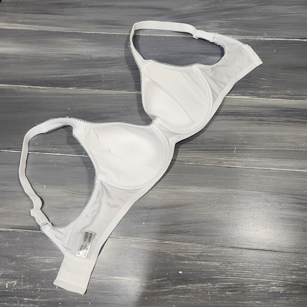 Wacoal T-Shirt Bra 32C Basic Beauty Underwire 853192 White - Picture 5 of 7